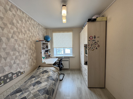 Продам многокомнатную квартиру, Свердлова ул, 10, Ишим г