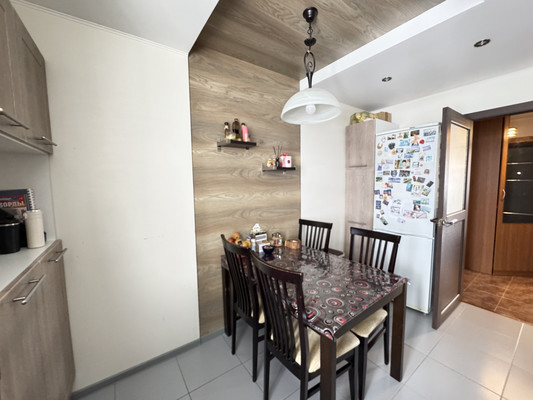 Продам многокомнатную квартиру, Свердлова ул, 10, Ишим г