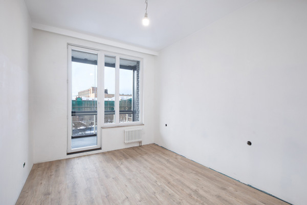 Продам трехкомнатную (3-комн.) квартиру, Малая Зеленина ул, 4, Санкт-Петербург г