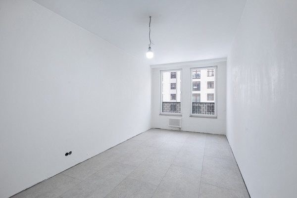 Продам трехкомнатную (3-комн.) квартиру, Малая Зеленина ул, 4, Санкт-Петербург г