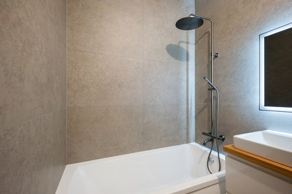 Продам трехкомнатную (3-комн.) квартиру, Малая Зеленина ул, 4, Санкт-Петербург г