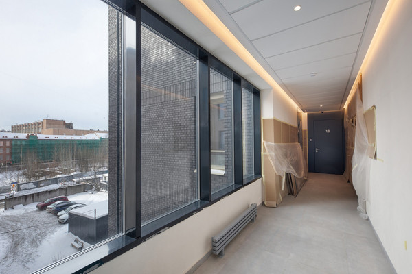 Продам трехкомнатную (3-комн.) квартиру, Малая Зеленина ул, 4, Санкт-Петербург г