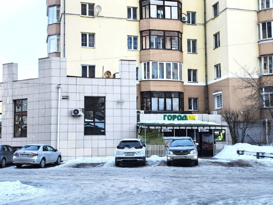 Продам торговое помещение 91 м2, Пискунова ул, 150/1, Иркутск г