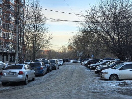 Продам торговое помещение 91 м2, Пискунова ул, 150/1, Иркутск г