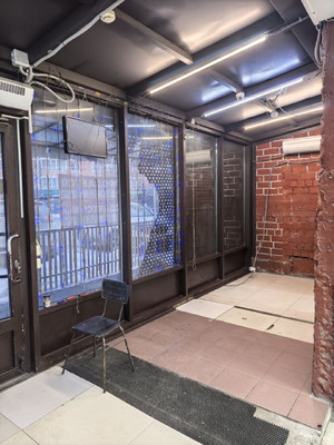 Продам торговое помещение 91 м2, Пискунова ул, 150/1, Иркутск г