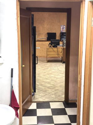 Продам торговое помещение 91 м2, Пискунова ул, 150/1, Иркутск г