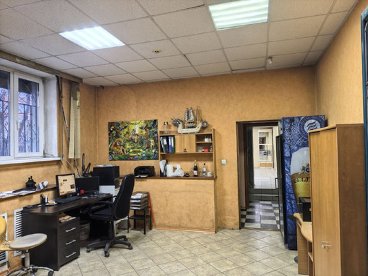 Продам торговое помещение 91 м2, Пискунова ул, 150/1, Иркутск г