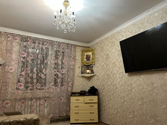 Продам однокомнатную (1-комн.) квартиру, Школьная (Западный мкр.) ул, 1к2, Октябрьский рп