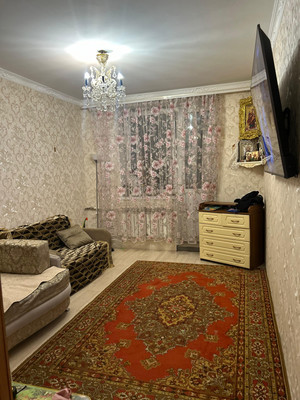 Продам однокомнатную (1-комн.) квартиру, Школьная (Западный мкр.) ул, 1к2, Октябрьский рп