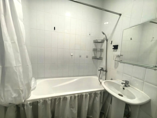 Продам однокомнатную (1-комн.) квартиру, Западный квартал (Купелинка мкр) ул, 5к2, Сапроново д