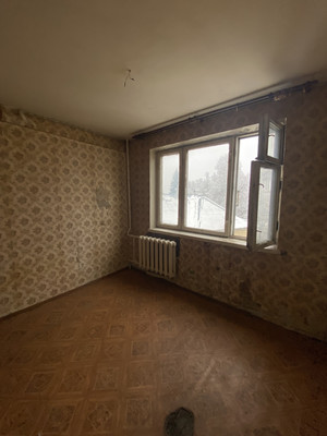 Продам 2-комн. в 4-комн. квартире, Школьная ул, 11, Икша рп