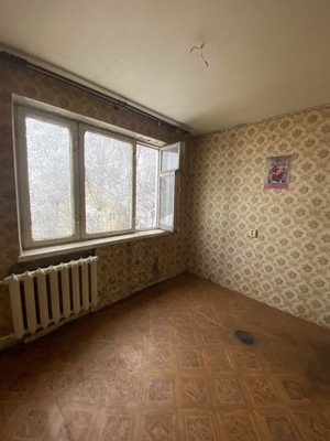 Продам 2-комн. в 4-комн. квартире, Школьная ул, 11, Икша рп