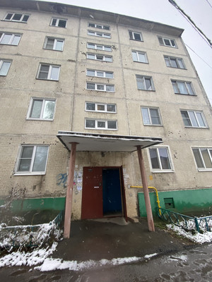 Продам 2-комн. в 4-комн. квартире, Школьная ул, 11, Икша рп