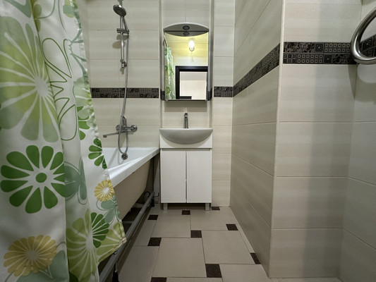 Продам двухкомнатную (2-комн.) квартиру, Областная (Новый Оккервиль мкр) ул, 1, Кудрово г