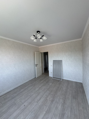 Продам многокомнатную квартиру, Шортанова ул, 17ка, Нальчик г