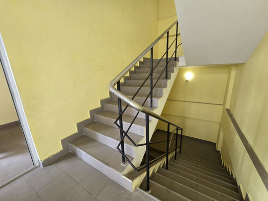 Продам двухкомнатную (2-комн.) квартиру, Балаклавская ул, 47А, Симферополь г