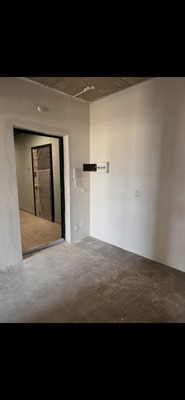 Продам трехкомнатную (3-комн.) квартиру, Свердловская ул, 6ке, Красноярск г