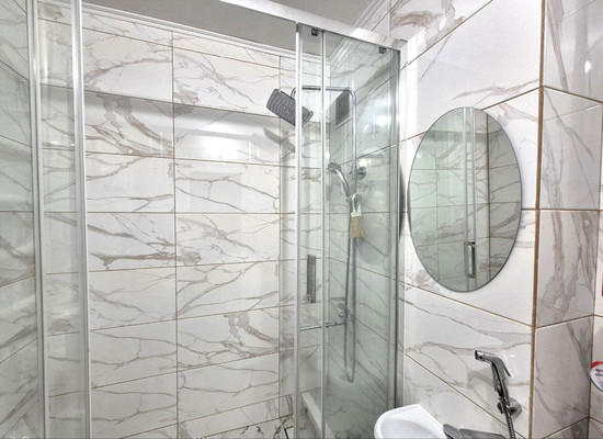 Продам двухкомнатную (2-комн.) квартиру, Химградская ул, 1, Пермь г