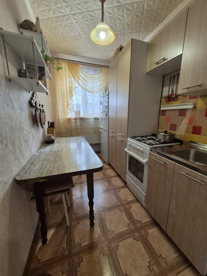 Продам двухкомнатную (2-комн.) квартиру, Юности ул, 41, Нижний Тагил г