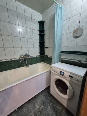 Продам двухкомнатную (2-комн.) квартиру, Юности ул, 41, Нижний Тагил г