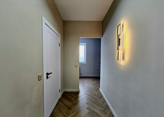 Продам коттедж, Восточная ул, 82, Ханты-Мансийск г, 0 км от города