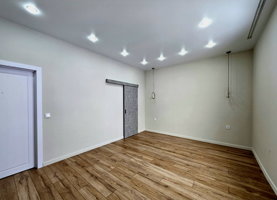 Продам коттедж, Восточная ул, 82, Ханты-Мансийск г, 0 км от города