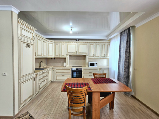 Продам двухкомнатную (2-комн.) квартиру, Промышленная ул, 7, Ханты-Мансийск г