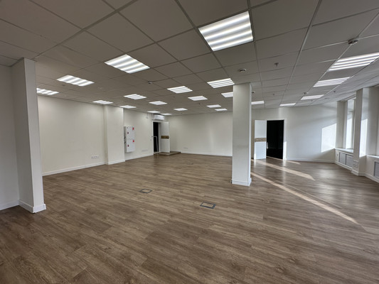 Сдам коммерческое помещение 180 м2, Куйбышева (Центр р-н) ул, 26, Петрозаводск г