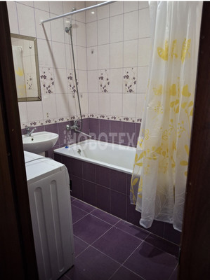 Сдам двухкомнатную (2-комн.) квартиру, Объездная ул, 2, Горячий Ключ г