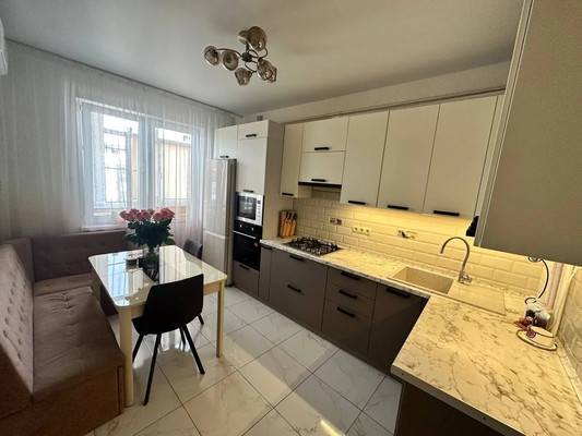 Продам однокомнатную (1-комн.) квартиру, Парковая ул, 64Ак3, Анапа г