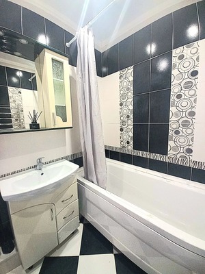 Продам однокомнатную (1-комн.) квартиру, Лазурная ул, 14, Анапа г