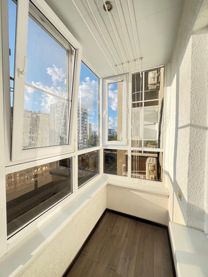 Продам трехкомнатную (3-комн.) квартиру, Южная ул, 27, Новороссийск г