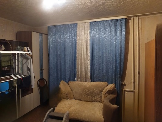 Продам двухкомнатную (2-комн.) квартиру, Деповская ул, 208кб, Ишим г