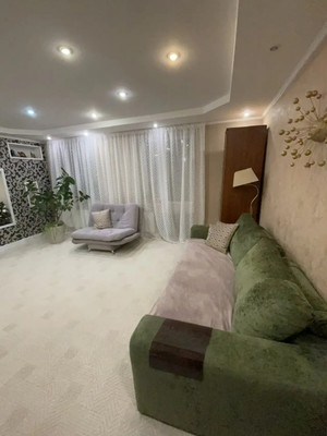 Продам трехкомнатную (3-комн.) квартиру, Чистопольская ул, 82, Казань г