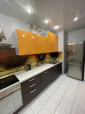 Продам трехкомнатную (3-комн.) квартиру, Чистопольская ул, 82, Казань г