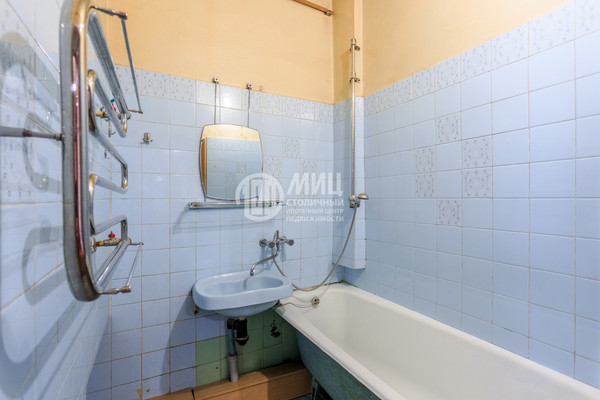 Продам двухкомнатную (2-комн.) квартиру, Автозаводская ул, 6, Москва г