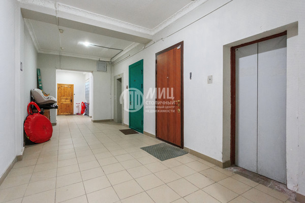 Продам двухкомнатную (2-комн.) квартиру, Автозаводская ул, 6, Москва г