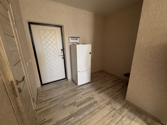 Продам однокомнатную (1-комн.) квартиру, Красина ул, 53к3, Новороссийск г