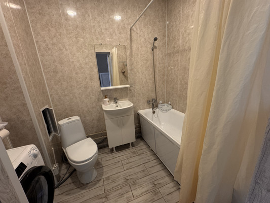 Продам однокомнатную (1-комн.) квартиру, Красина ул, 53к3, Новороссийск г