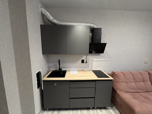 Продам однокомнатную (1-комн.) квартиру, Красина ул, 53к3, Новороссийск г