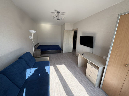 Продам однокомнатную (1-комн.) квартиру, Ленина пр-кт, 52а, Новороссийск г