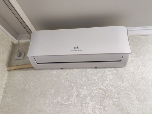 Продам трехкомнатную (3-комн.) квартиру, Димитрова ул, 11к4, Майкоп г