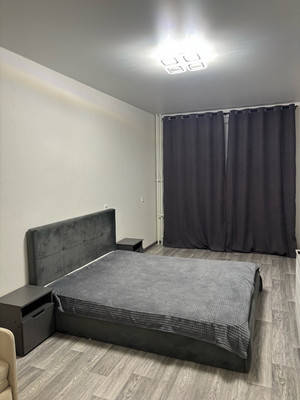 Сдам однокомнатную (1-комн.) квартиру, Самаровская ул, 6к2, Ханты-Мансийск г