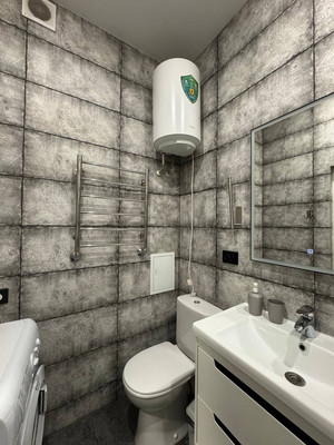 Продам двухкомнатную (2-комн.) квартиру, Достоевского ул, 57, Казань г