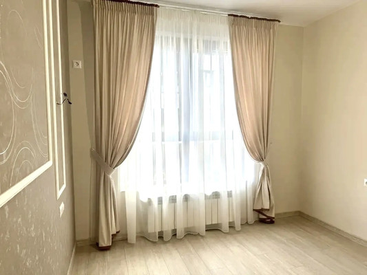 Продам двухкомнатную (2-комн.) квартиру, Революции 1905 года ул, 34, Воронеж г