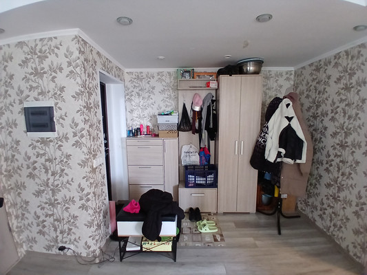 Продам трехкомнатную (3-комн.) квартиру, Ветеранов ул, 1, Дунай п