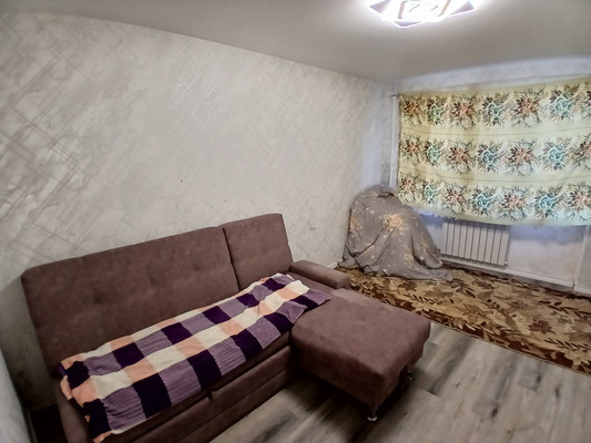 Продам двухкомнатную (2-комн.) квартиру, Морская ул, 5, Дунай п