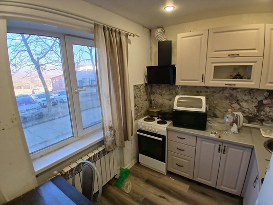 Продам двухкомнатную (2-комн.) квартиру, Морская ул, 5, Дунай п