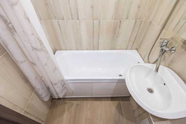 Продам однокомнатную (1-комн.) квартиру, Содружества ул, 39к2, Ростов-на-Дону г