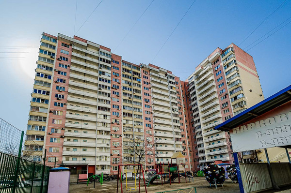 Сдам однокомнатную (1-комн.) квартиру, им. 40-летия Победы ул, 33к9, Краснодар г